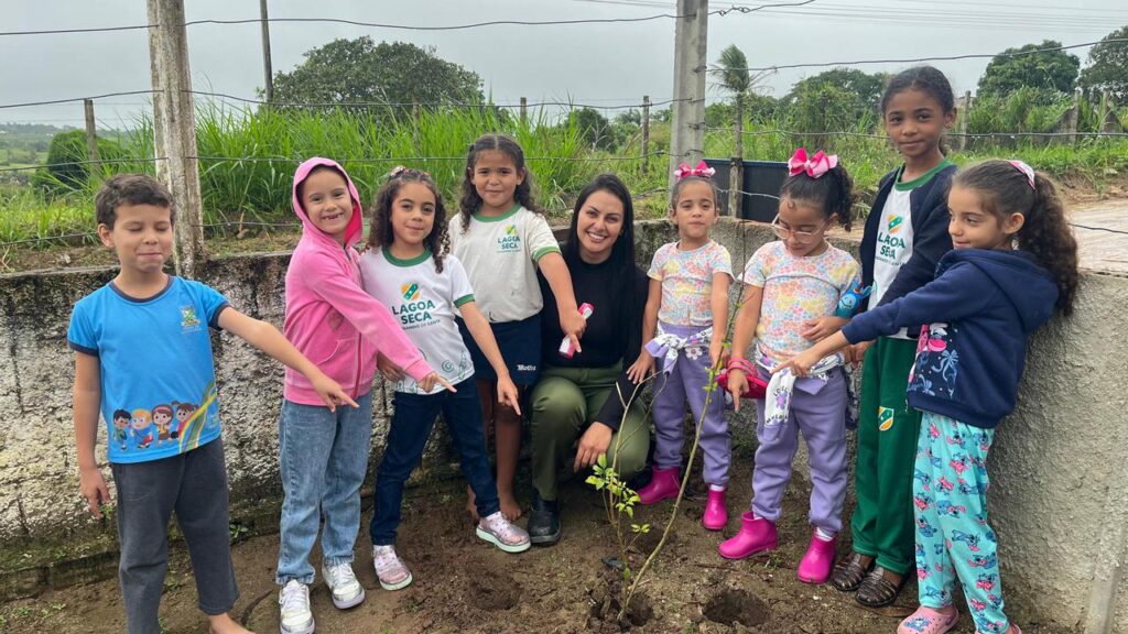 Semana do Meio Ambiente promove plantios, distribuição de mudas e ações educativas em Lagoa Seca Semana do Meio Ambiente promove plantios, distribuição de mudas e ações educativas em Lagoa Seca