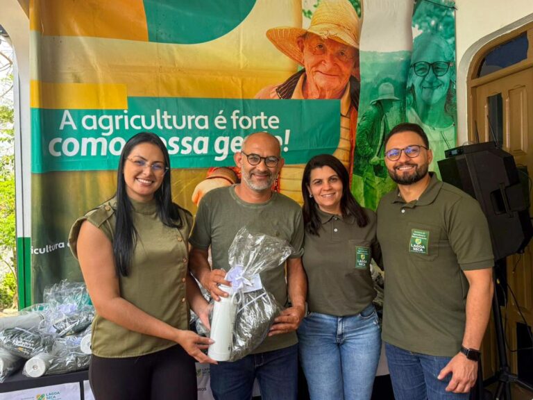 Servidores da Secretaria de Agricultura participam de encontro e recebem novo fardamento e EPIs