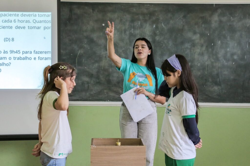Secretaria de Educação inicia aulões preparatórios para o SIAVE Secretaria de Educação inicia aulões preparatórios para o SIAVE