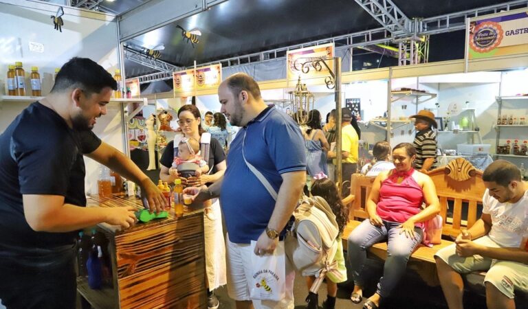 03ff2145-639c-4528-ae64-945077bff2f4