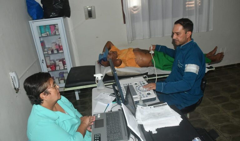 0F214963-E32B-4DE8-9C3B-8FAFDF6775D1