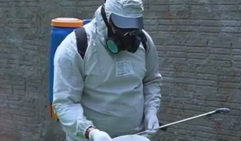 32C79B13-FAE6-4761-AE31-C44A36C2F55B