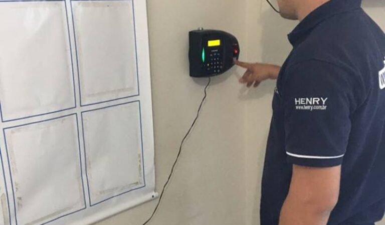 34070278_1849859575073111_5434211756425609216_n