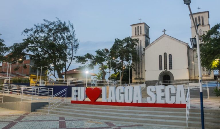 37D4D799-7F70-48B5-B4C8-DE37EE8CA757