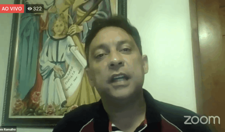 61EBA055-4D56-4F21-8BBF-703B3E4DFDEC