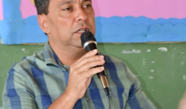 6AE6B76C-7F8A-4512-B046-33B44E4BD919