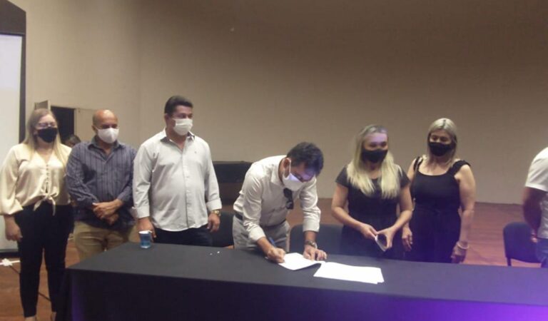 77CCB82F-A999-487D-838C-B1786FFF0AFC