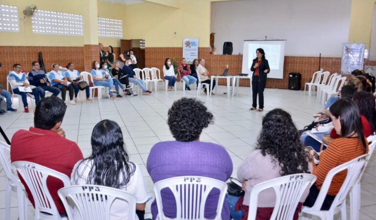 8D6612CF-40D4-47D5-B70B-C8D834BAF848