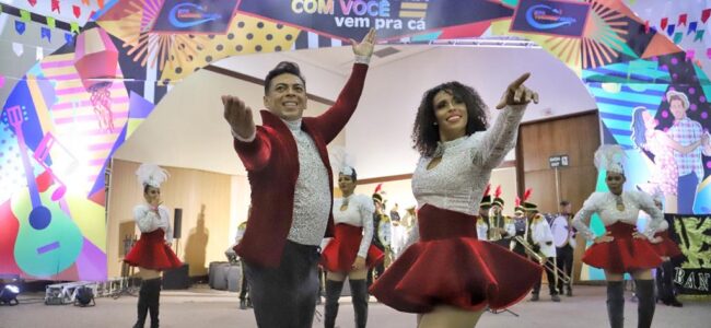 CFA62EDD-FACC-4E7F-85AD-FED262C7F95B