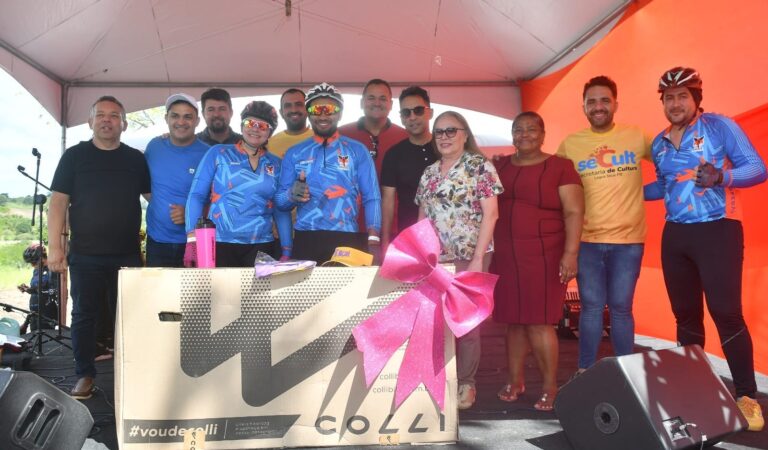 F8C37BDF-B741-4ECC-BA8E-129EF7B1477C