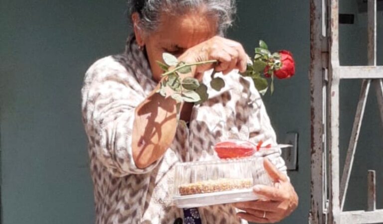 FE41E217-1FF6-4EAA-BBFC-42F3D24F8F11