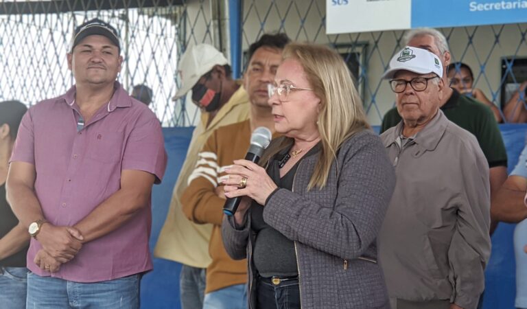 PXL_20230103_163630211.PORTRAIT-01